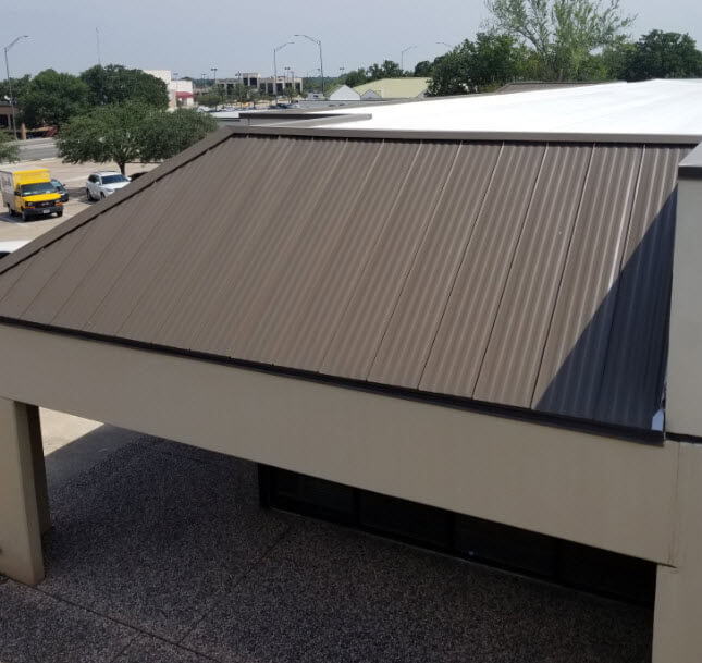 You are currently viewing Commercial Roofing Project